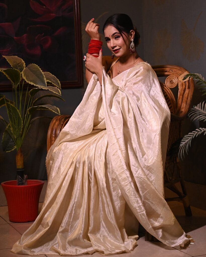 Trisha kar Madhu saree image