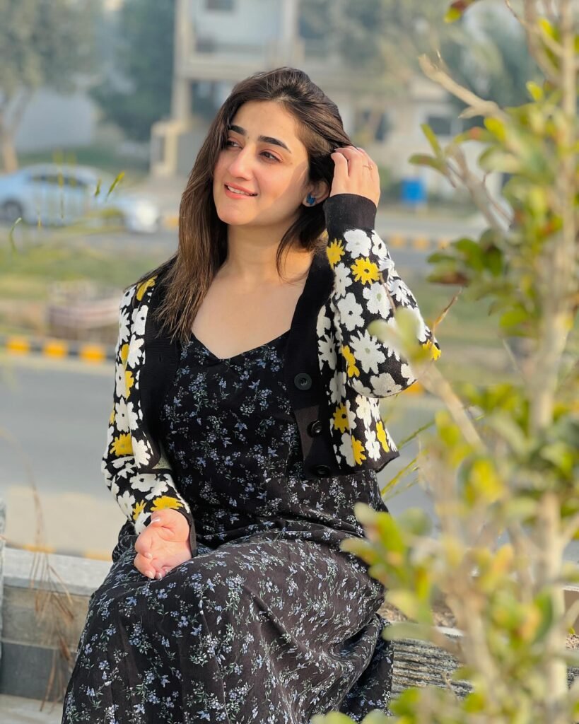 nimra brown pic