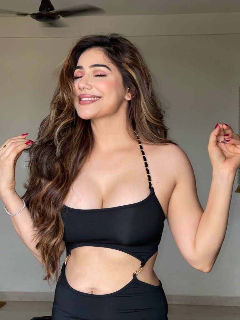 Kangna Sharma Leaked