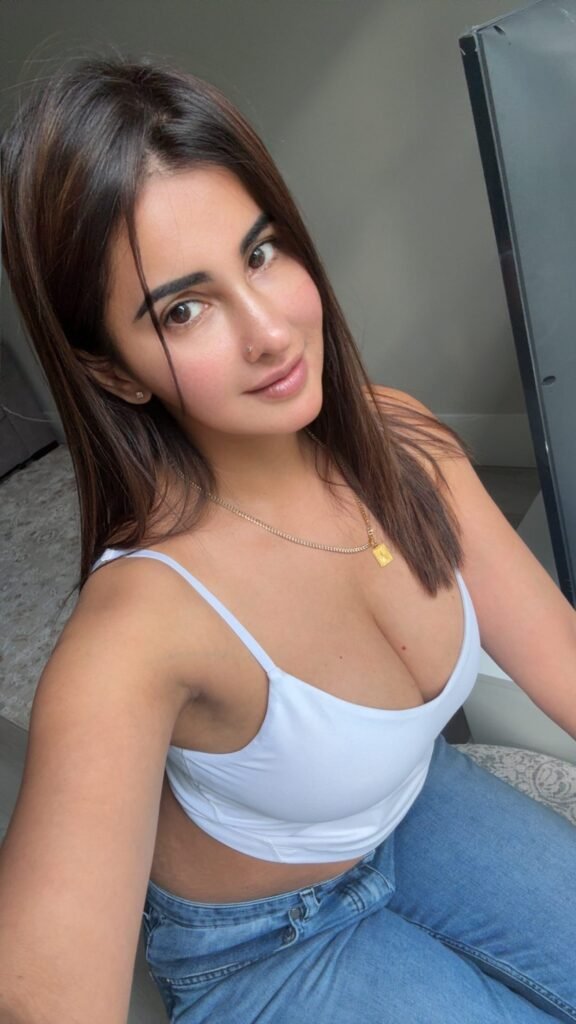 Meeti Hot Pics 5