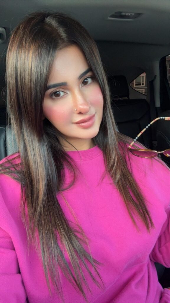 Meeti Hot Pics sex