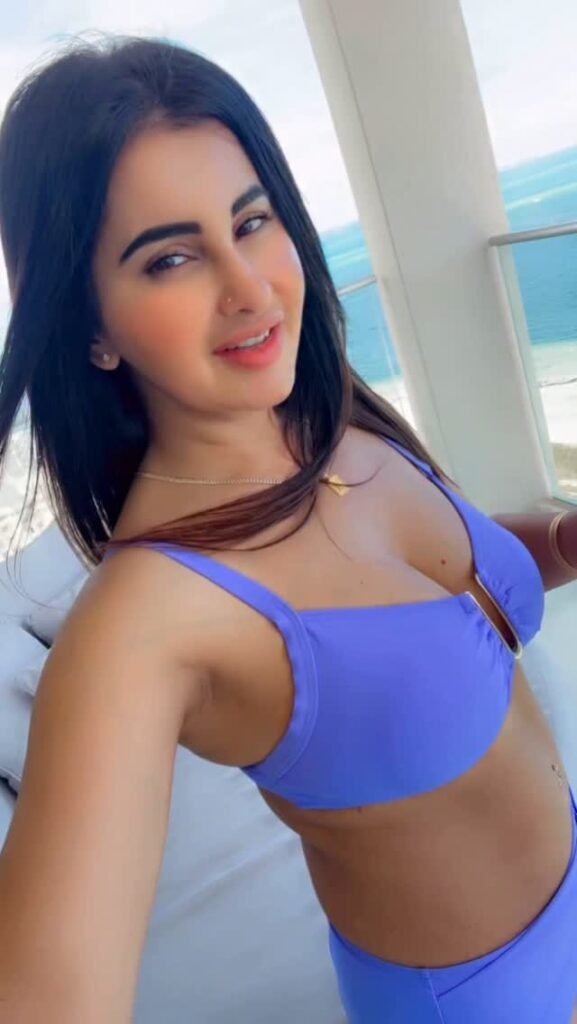 Meeti Hot nude Pics