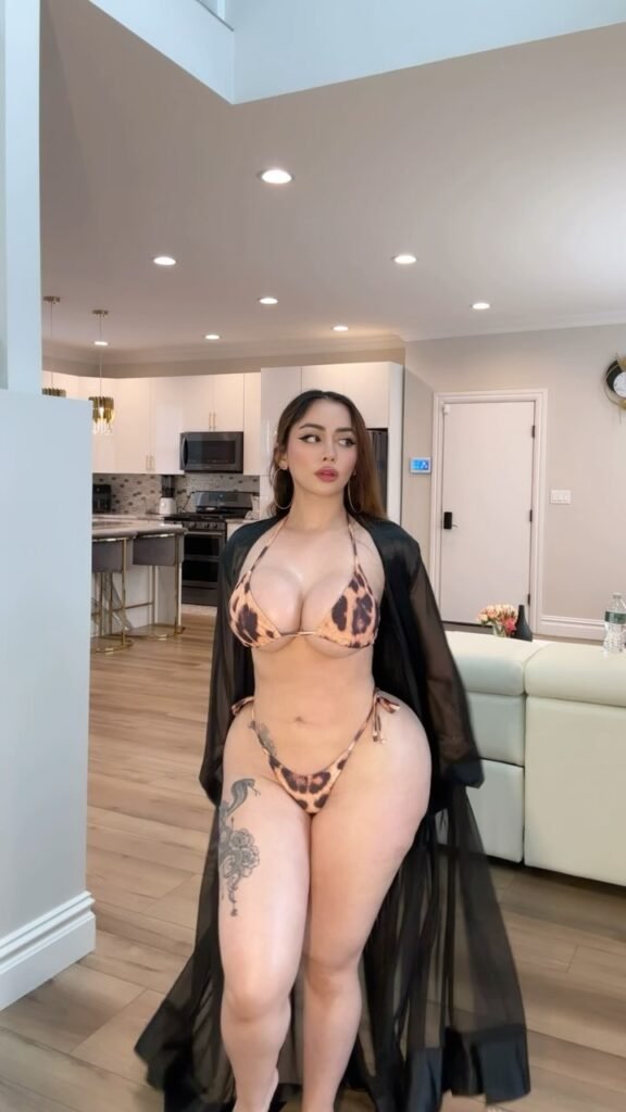 ms sethi sexy pik 8