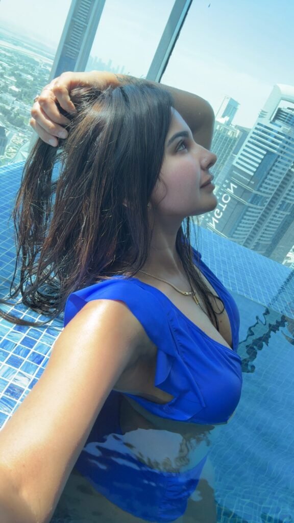 Meeti Hot Pics 3