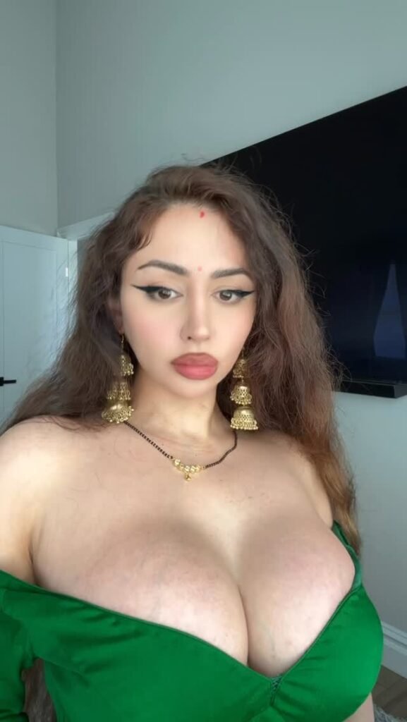 ms sethi sexy pik 4