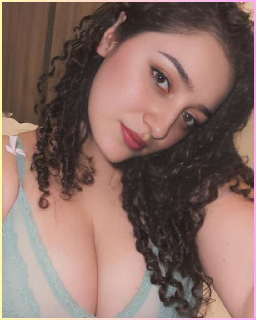 Jasmin Leal Instagram Account