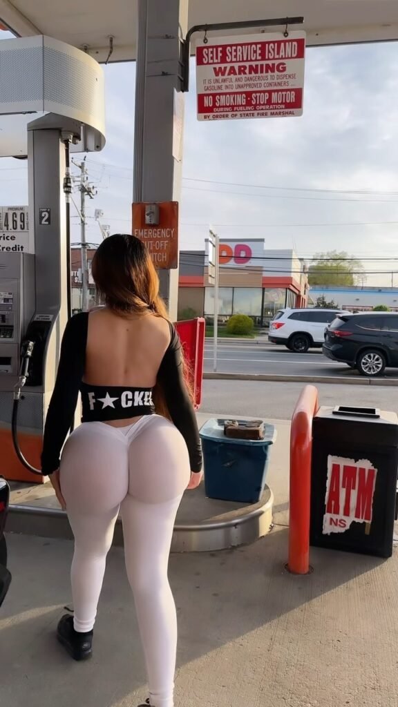 ms sethi ass pic