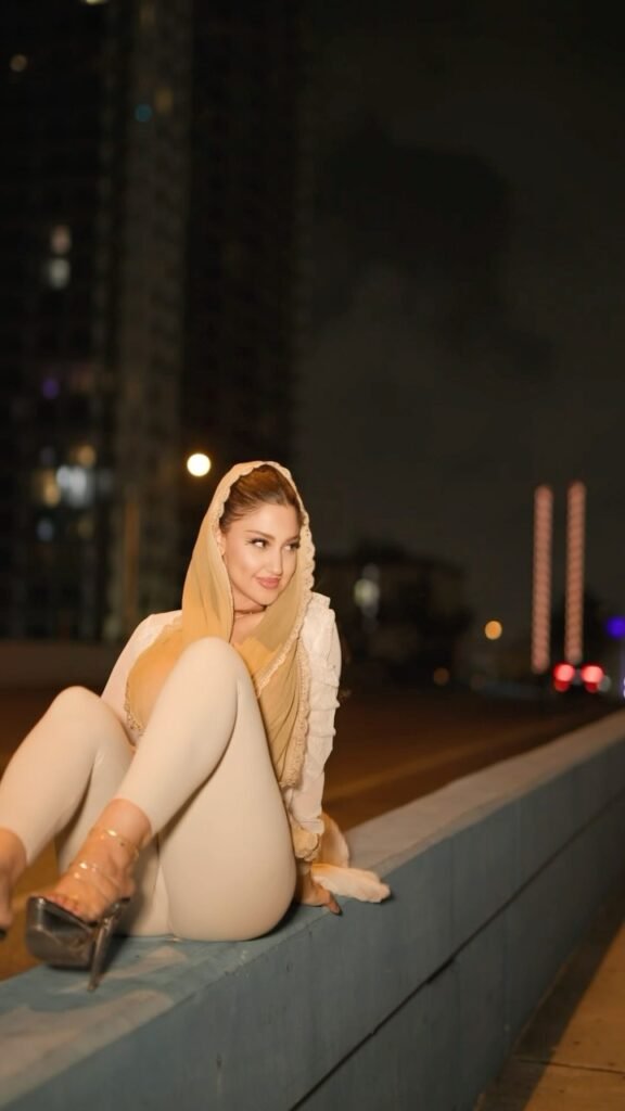 Diva Flawless hot pic 3