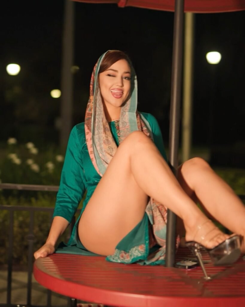 Diva Flawless hot pic 8