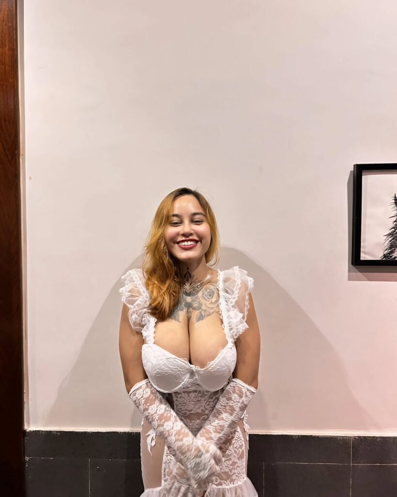 Shinjini chakraborty hot