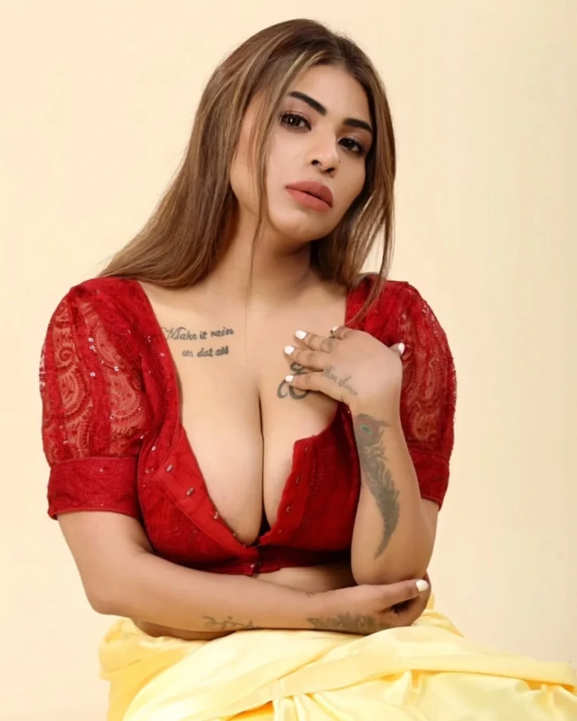 Anam Khan sexy pic