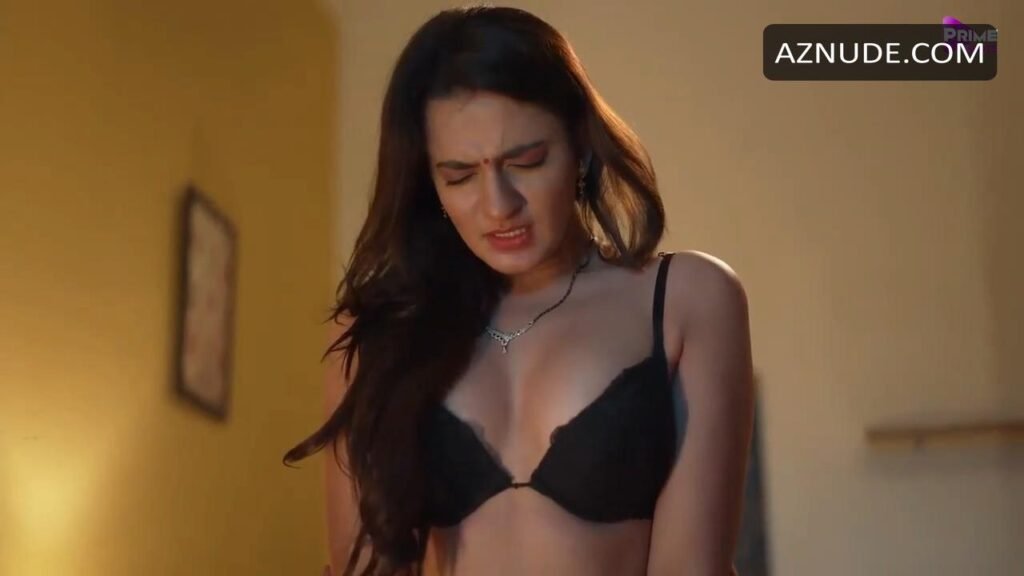 Ayesha Kapoor Nude Image