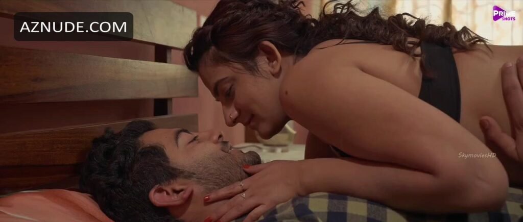 Ayesha Kapoor French Image