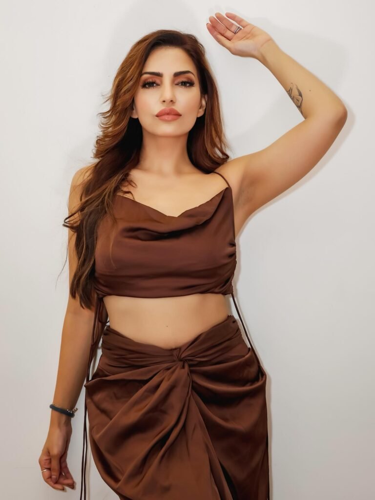 Navina Bole Sex Scene