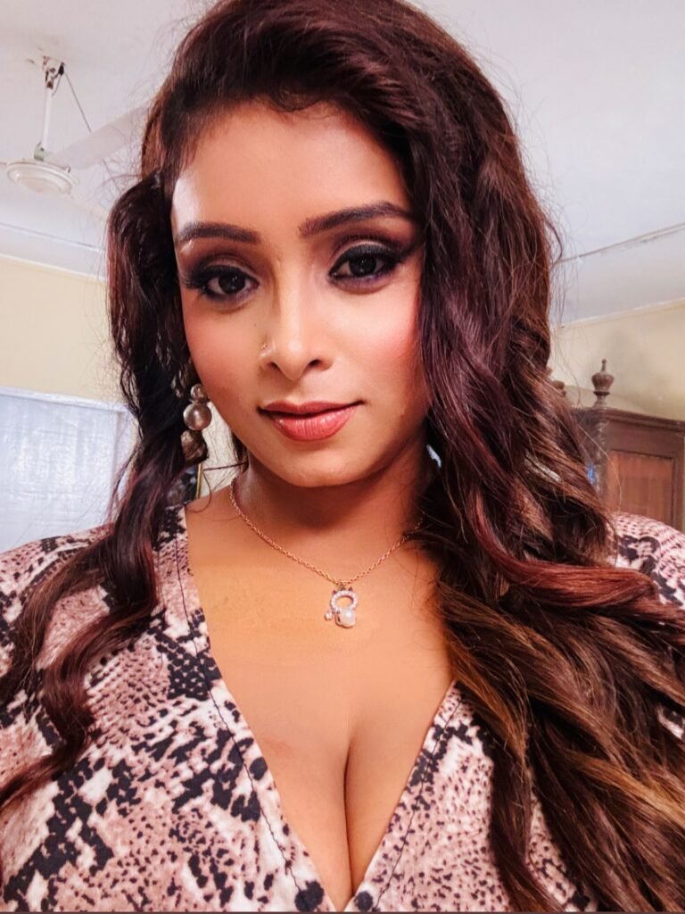 Priya boobs Pic
