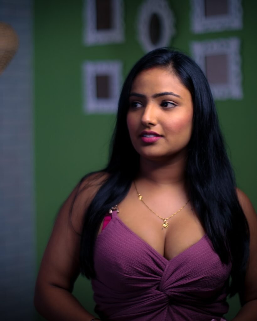 shyna lola image