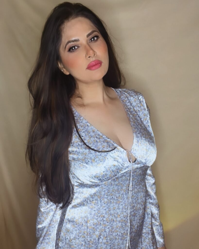 aabhi night suit pic