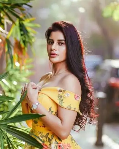 mokshita hot pic